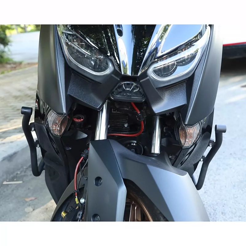 YAMAHA XMAX300 2022-2025 Stainless Steel Crash Bars with Aluminum Alloy Footpeg