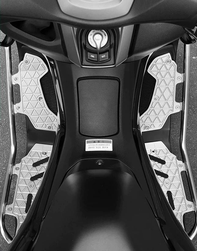 YAMAHA NMAX 155 Stainless Steel Crash Bars with Aluminum Alloy Footpeg